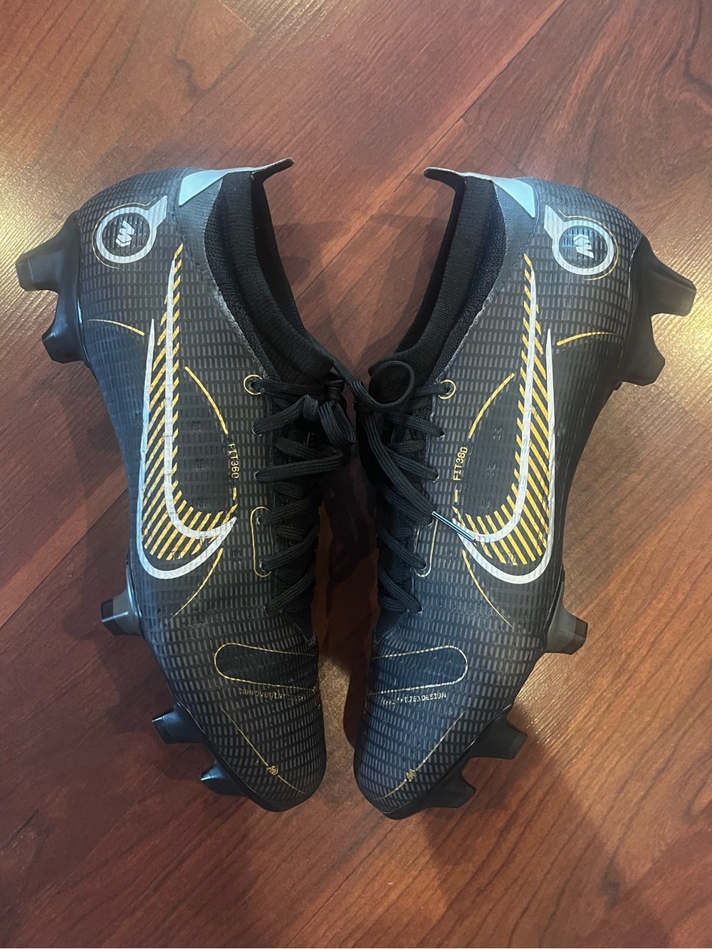 Nike Men’s Mercurial Vapor 14 Pro FG Soccer Cleats US Size 9